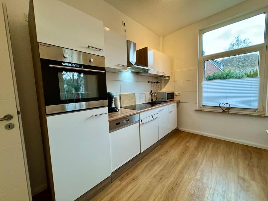 Charmante Altbauwohnung An Der Kesselschleuse 1 Emden