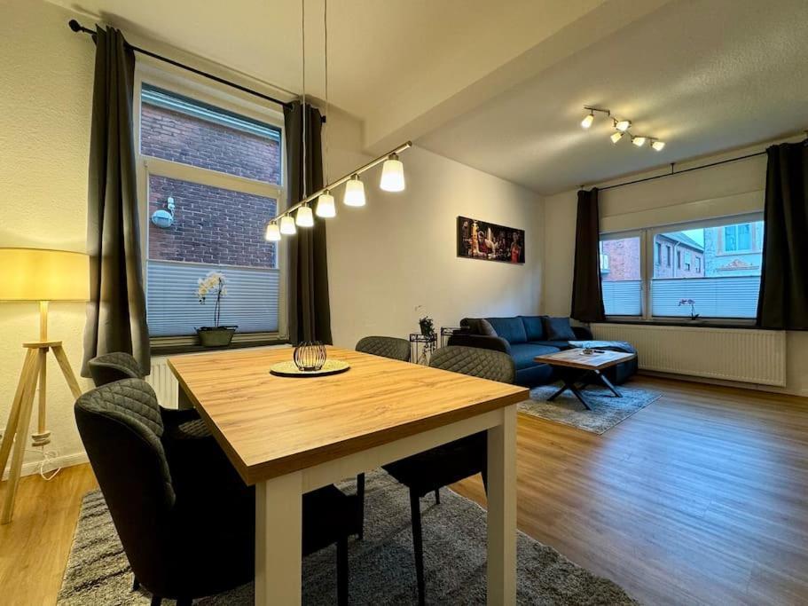 Charmante Altbauwohnung An Der Kesselschleuse 1 Apartment