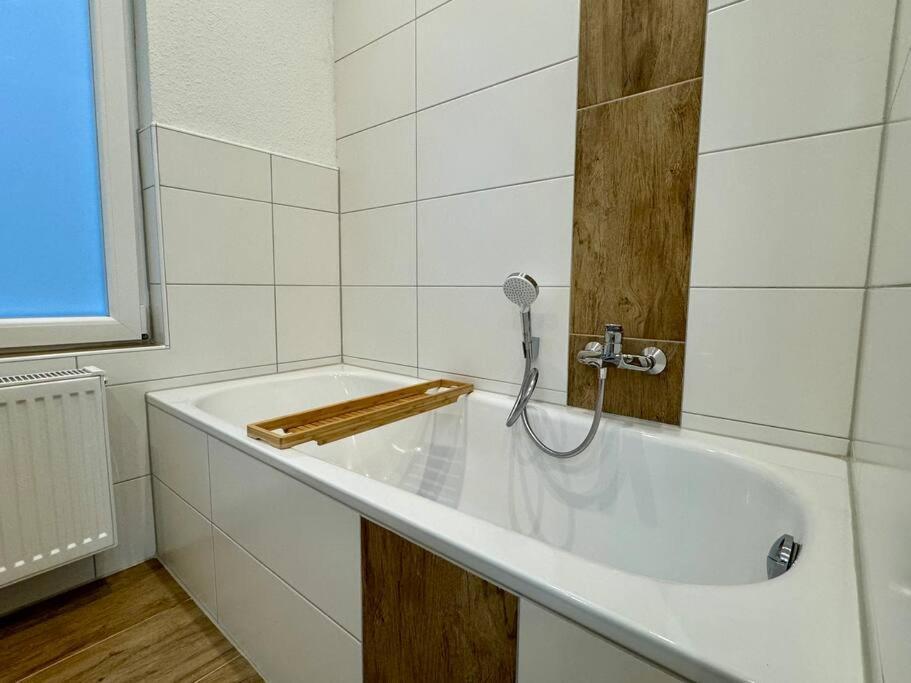 Charmante Altbauwohnung An Der Kesselschleuse 1 Apartment *