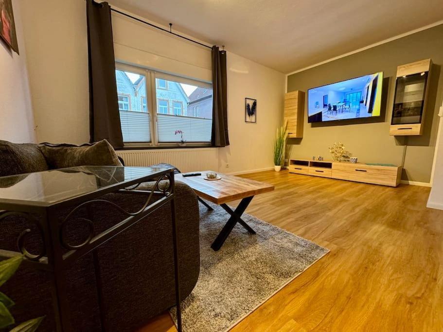 Charmante Altbauwohnung An Der Kesselschleuse 1 Apartment *