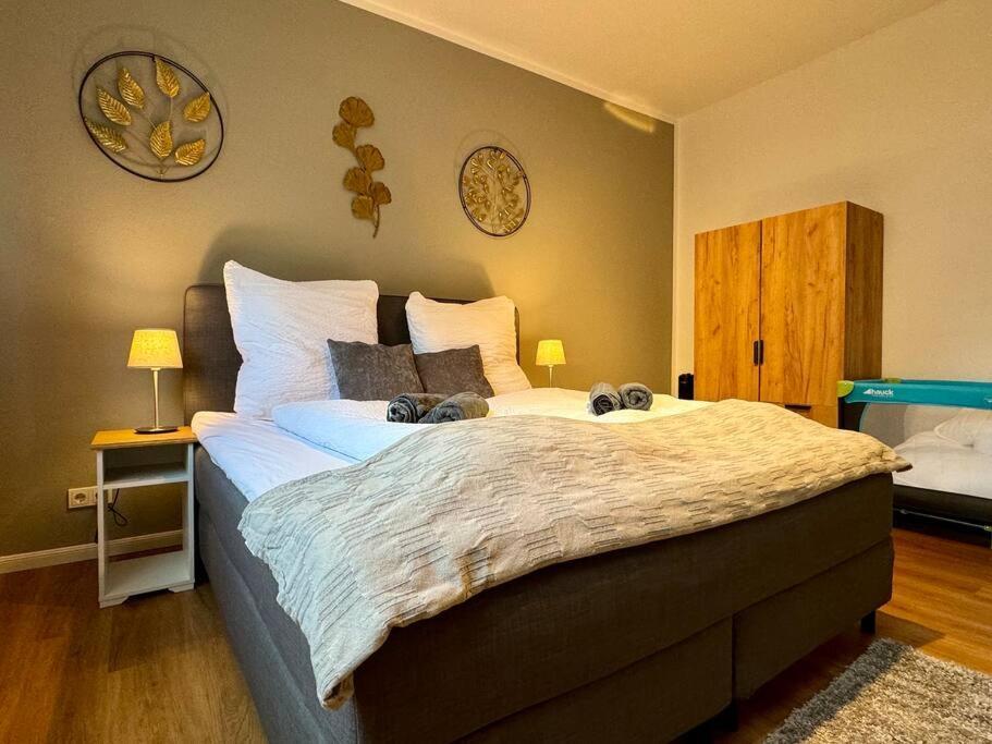 Charmante Altbauwohnung An Der Kesselschleuse 1 Apartment Emden